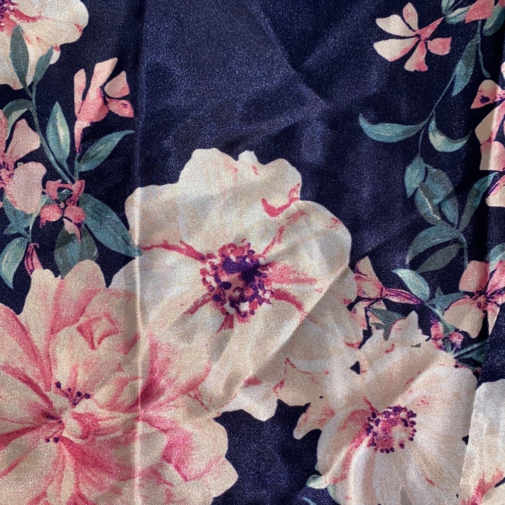 Women’s Robe - Picture 4 of 4